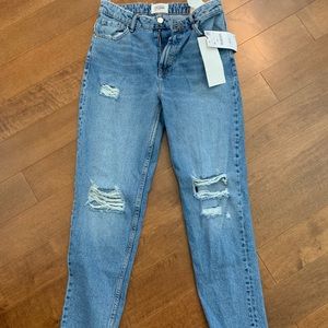 Zara classic mom fit high rise distressed denim
